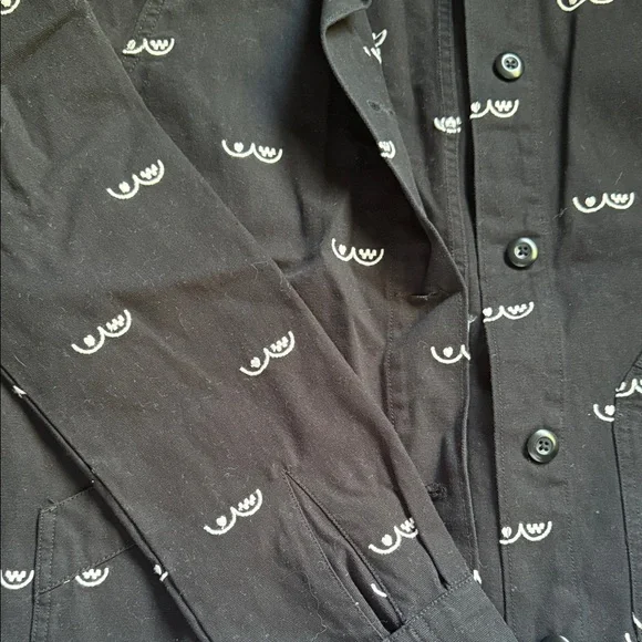 Vans Black Jacket with boobs BREAST CANCER AWARENESS - Picture 4 of 4